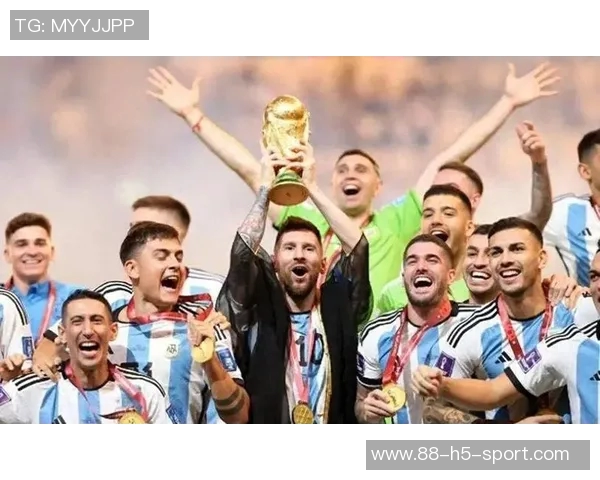 梅西庆祝世界杯夺冠三周年分享捧杯瞬间感慨时光飞逝